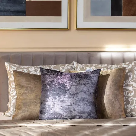 Luxury & Classy With 3bedrm, 2bathrm Daire *