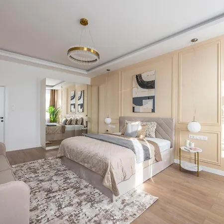 公寓 Luxury & Classy With 3bedrm, 2bathrm 布达佩斯