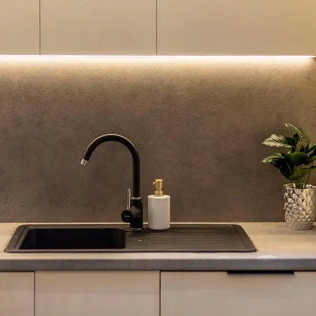 Luxury & Classy With 3bedrm, 2bathrm Lägenhet