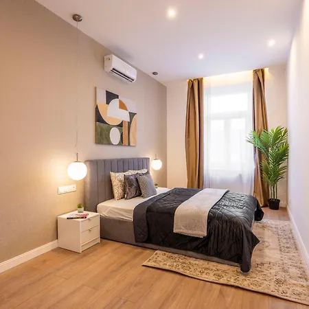 Διαμέρισμα Luxury & Classy With 3bedrm, 2bathrm Βουδαπέστη